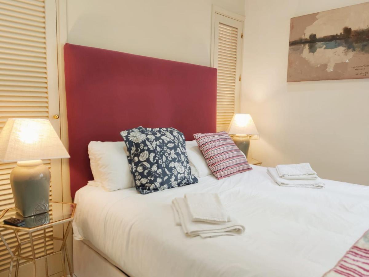 Homeyseville-Bright Apartment At Santa Cruz 4 Pax, Parking Optional Eksteriør bilde